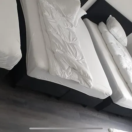 Monteurwohnung Mit Parkplatz Ideal Fuer Firmen & Langzeitaufenthalt 公寓 杜伊斯堡